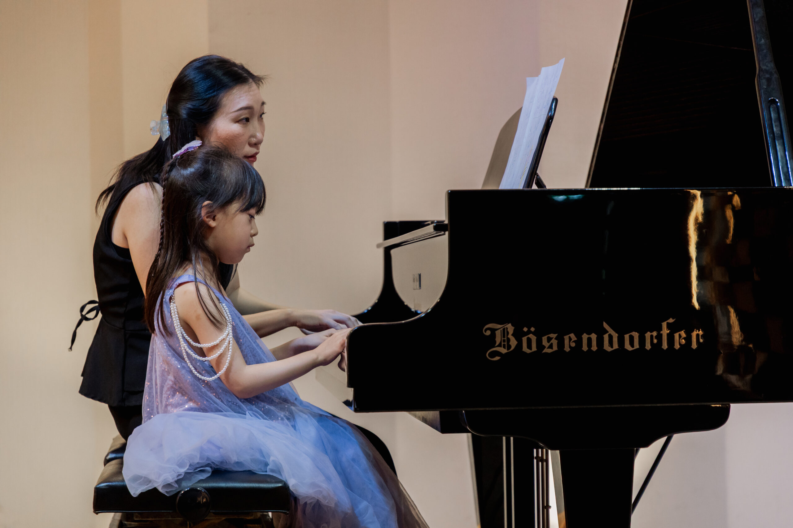 นักเรียนวงดนตรีโรงเรียน Thai Pianist แสดงคอนเสิร์ตประจำปี 2026 ณ เขตกรุงเทพฯ